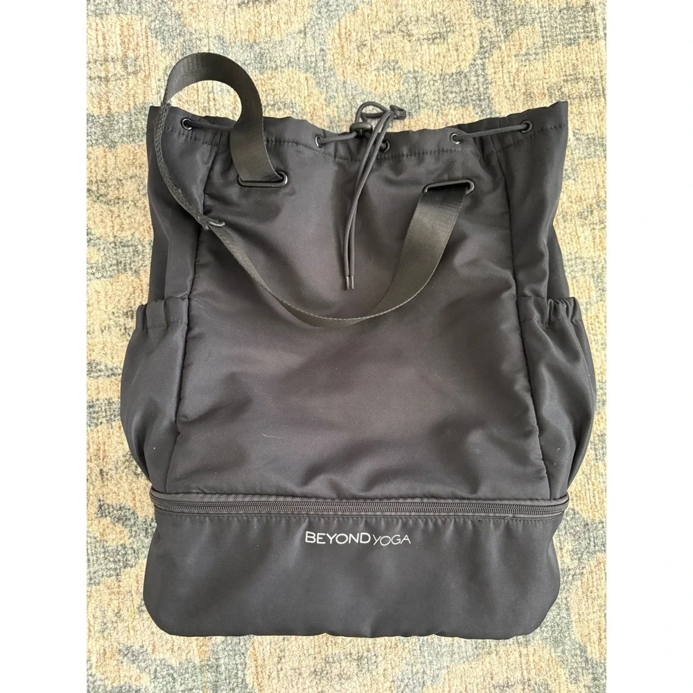 Beyond Yoga Gym‎ Backpack Pristine Condition